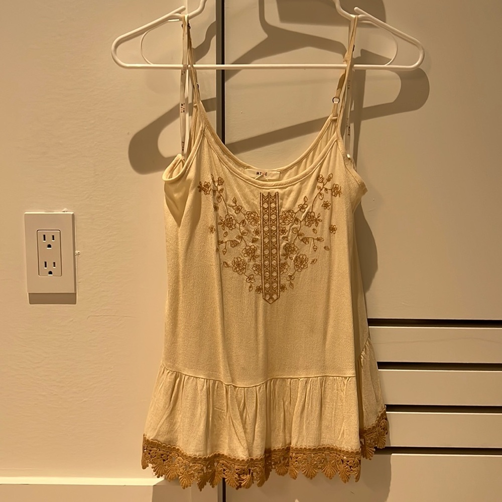 Delicate tank